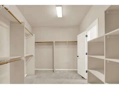 9234 NW Hopedale Court Portland OR 97229
