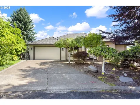 9234 NW Hopedale Court Portland OR 97229