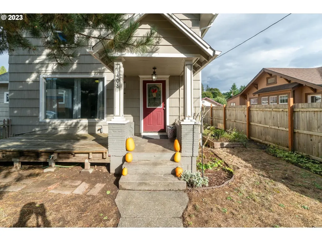 408 Nw Benton Avenue Winlock WA 98596