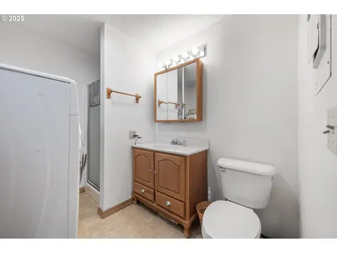 321 NE 8th Street Madras OR 97741