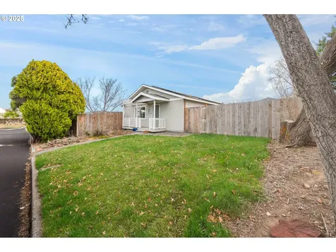 321 NE 8th Street Madras OR 97741