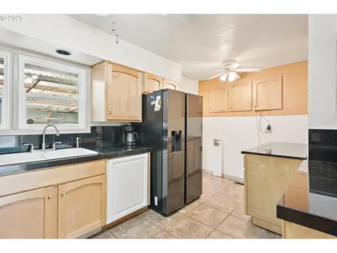 1751 SE 162nd Avenue Portland OR 97233