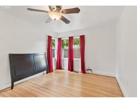 1751 SE 162nd Avenue Portland OR 97233