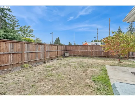 1751 SE 162nd Avenue Portland OR 97233