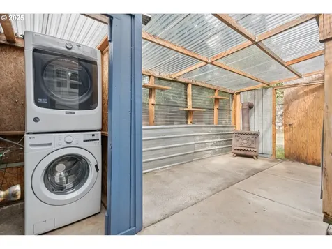 1751 SE 162nd Avenue Portland OR 97233