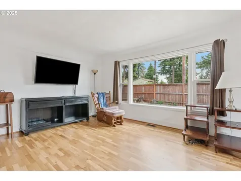 1751 SE 162nd Avenue Portland OR 97233