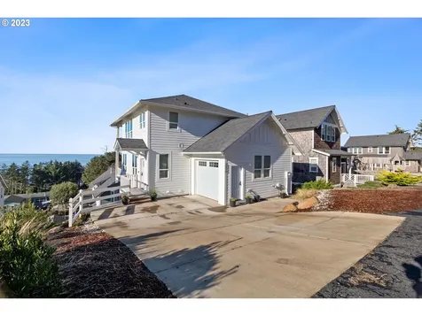 2375 Sw Driftwood Lane Lincoln City OR 97367