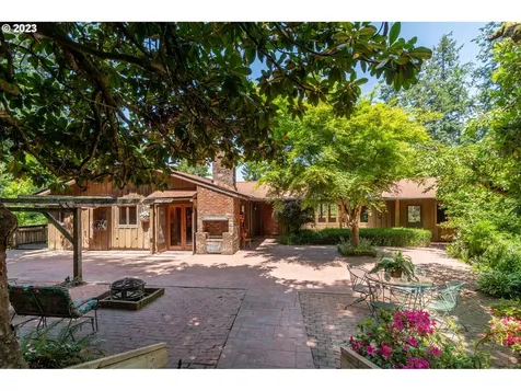 1461 Kervon Court Eugene OR 97405