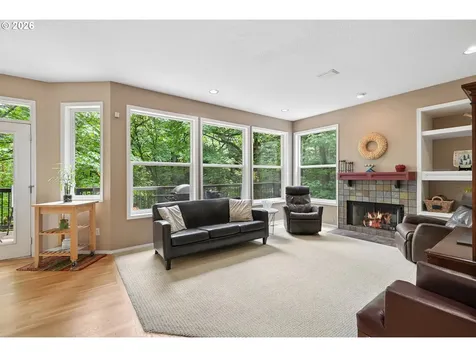 3322 SW Evergreen Terrace Portland OR 97205