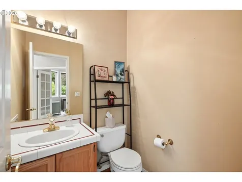 3322 SW Evergreen Terrace Portland OR 97205