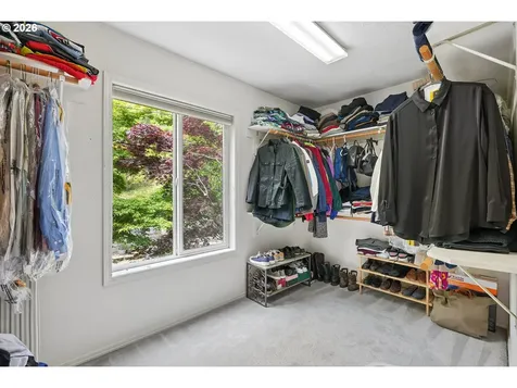 3322 SW Evergreen Terrace Portland OR 97205
