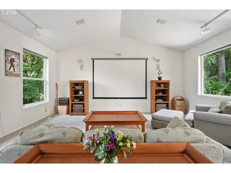 3322 SW Evergreen Terrace Portland OR 97205
