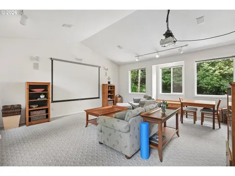 3322 SW Evergreen Terrace Portland OR 97205