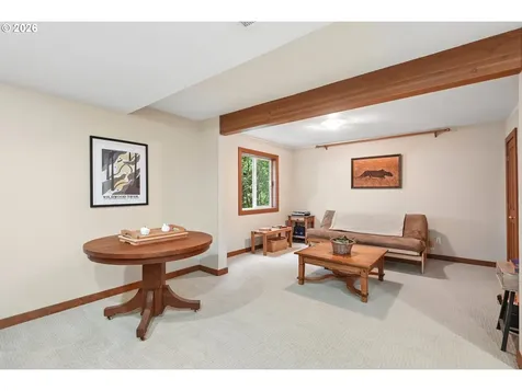 3322 SW Evergreen Terrace Portland OR 97205