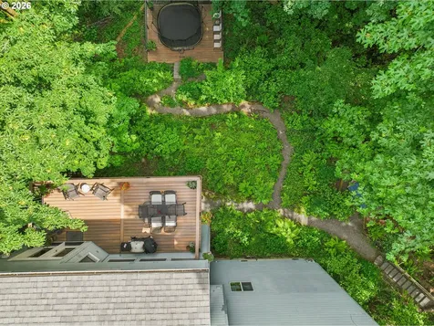 3322 SW Evergreen Terrace Portland OR 97205