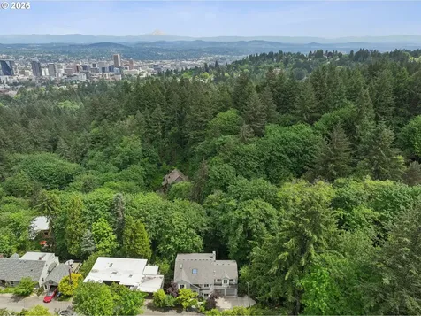 3322 SW Evergreen Terrace Portland OR 97205