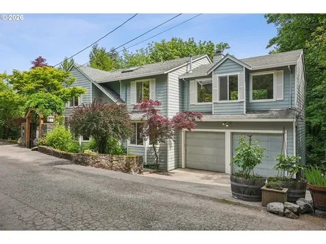 3322 SW Evergreen Terrace Portland OR 97205