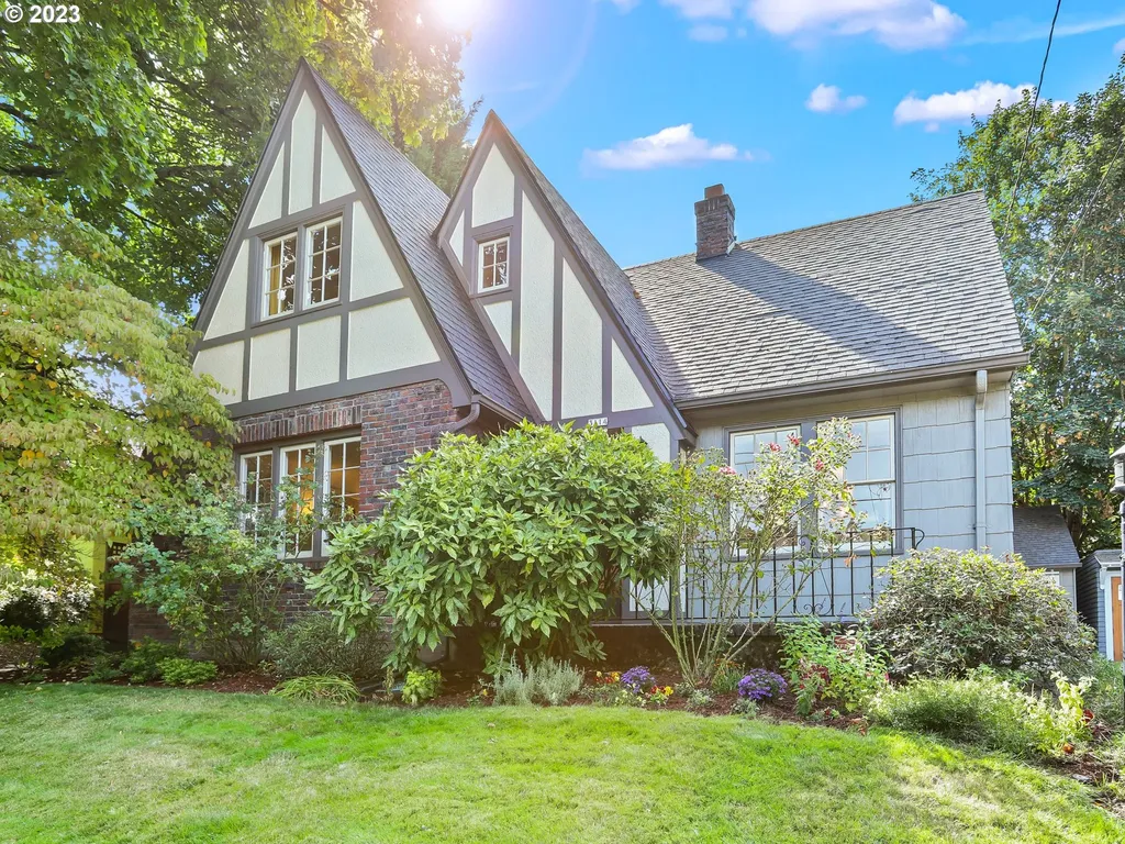 3114 Ne Hancock Street Portland OR 97212