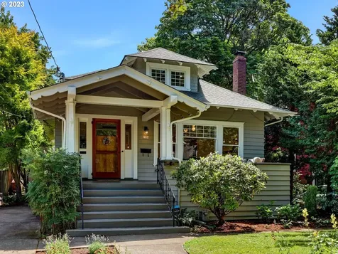 2336 Ne 11th Avenue Portland OR 97212