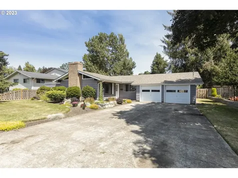 1751 Ne 18th Street Mcminnville OR 97128