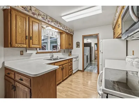 2711 Taylor Avenue Longview WA 98632