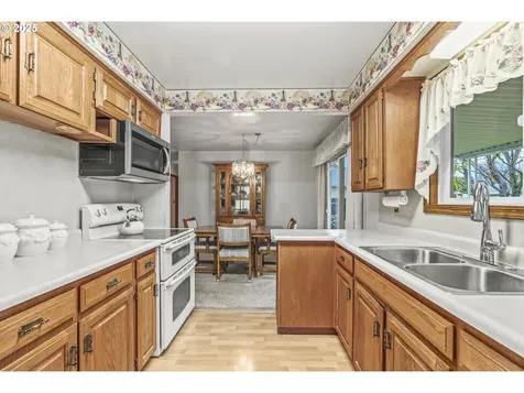 2711 Taylor Avenue Longview WA 98632