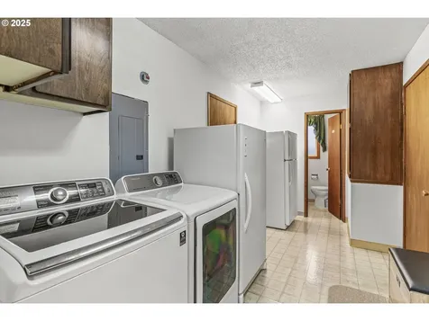 2711 Taylor Avenue Longview WA 98632