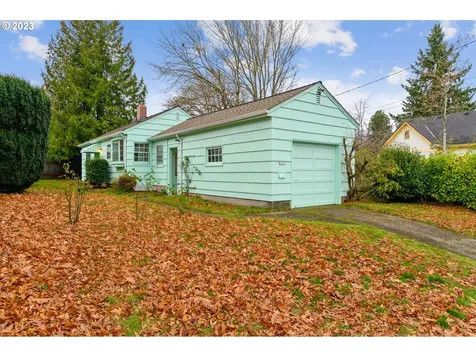 6915 Ne 6th Avenue Portland OR 97211