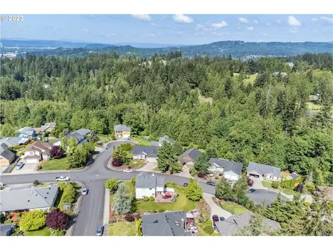 1601 Tara Court Kelso WA 98626