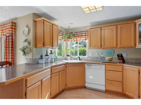 1601 Tara Court Kelso WA 98626
