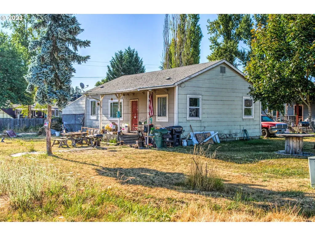 375 Picture Street Independence OR 97351