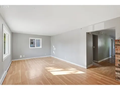 11751 SE Oak Street Portland OR 97216