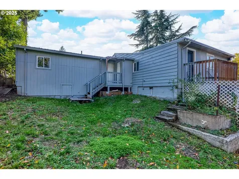 11751 SE Oak Street Portland OR 97216