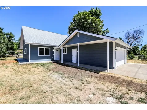 5555 Barger Drive Eugene OR 97402
