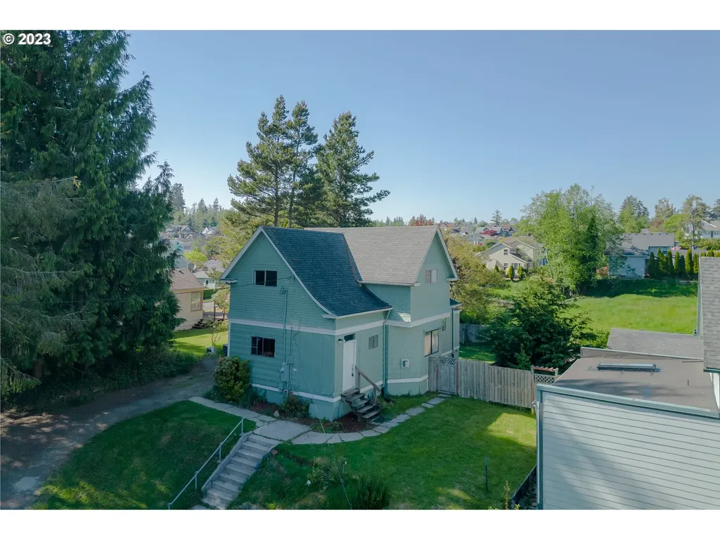 656 Clatsop Avenue Astoria OR 97103