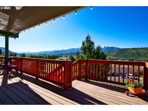 113 Valley View Drive John Day OR 97845