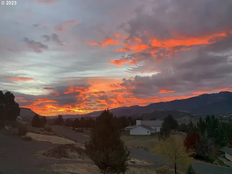 113 Valley View Drive John Day OR 97845