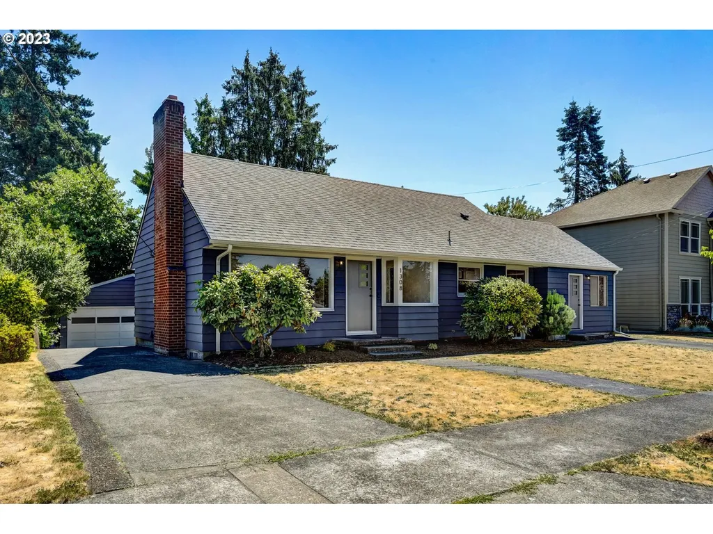 1308 Se 120th Avenue Portland OR 97216