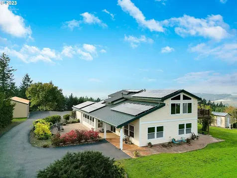 23420 Se Franquette Drive Amity OR 97101