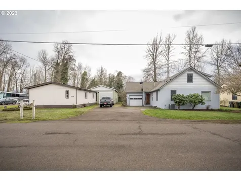 526 Calapooia Avenue Brownsville OR 97327