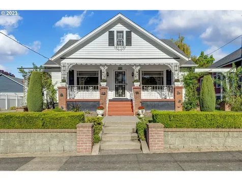 2345 Se Woodward Street Portland OR 97202
