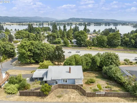 1835 5th Street Columbia City OR 97018