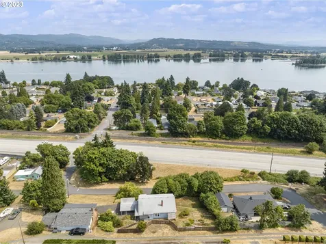 1835 5th Street Columbia City OR 97018