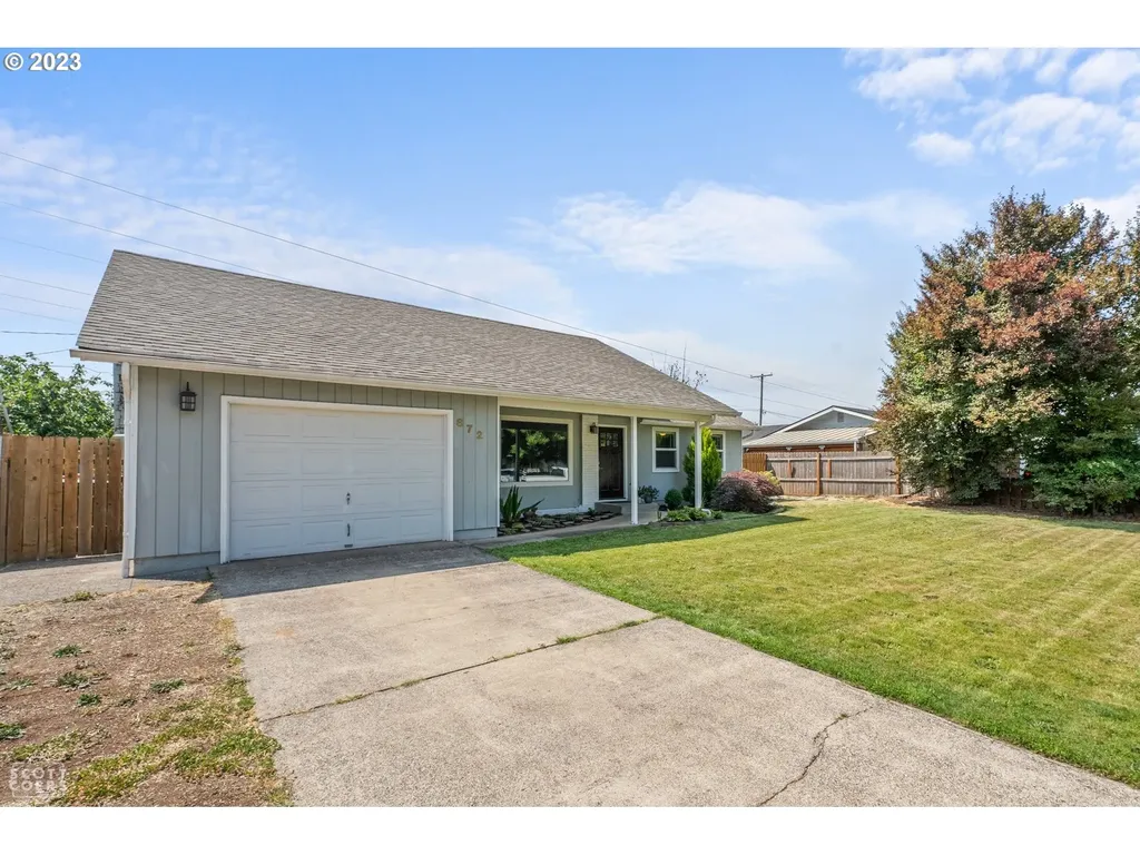 872 56th Street Springfield OR 97478