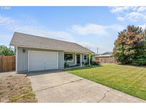 872 56th Street Springfield OR 97478