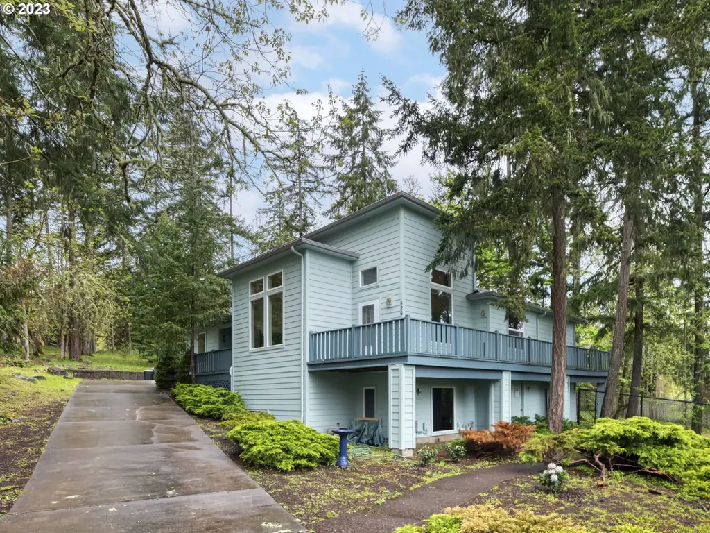 826 Foxboro Lane Eugene OR 97405
