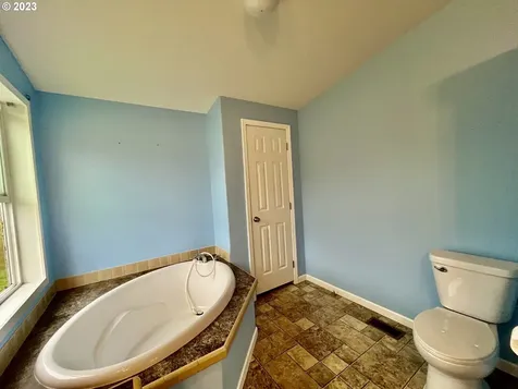 96666 Fairview Sumner Lane Coquille OR 97423