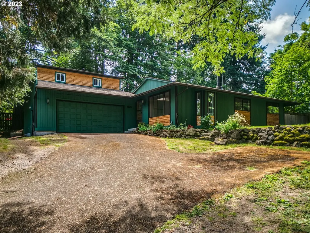 8002 Sw 56th Avenue Portland OR 97219