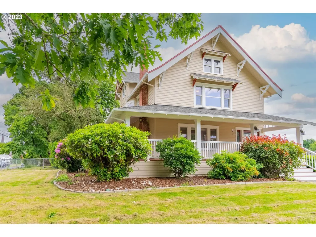 2307 18th Avenue Forest Grove OR 97116