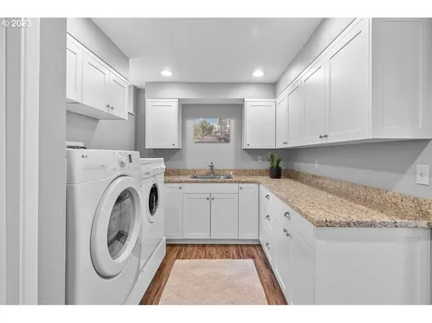 12120 Sw 33rd Avenue Portland OR 97219